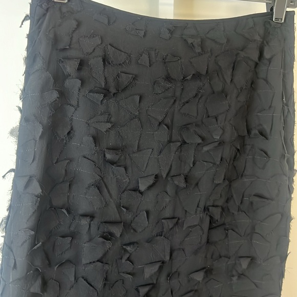 ISDA & CO Black Flutter 100 % Silk Pencil Skirt Size 6 - Picture 3 of 12